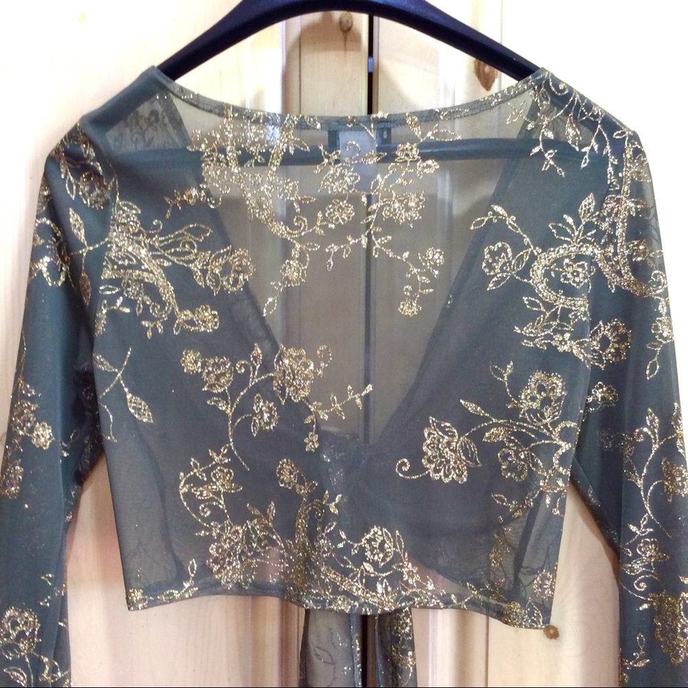 Crop top shirt